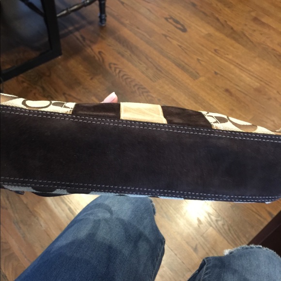 Authentic Coach Small Handbag - Picture 3 of 5